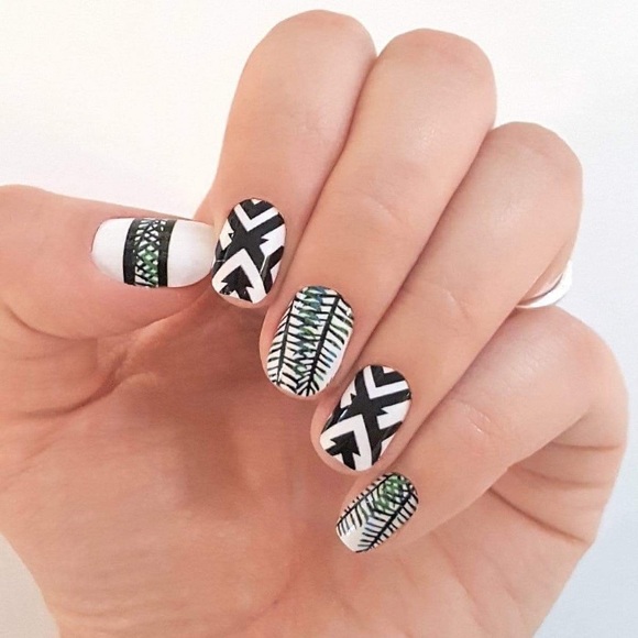 Color Street Costa Rica Escape - Picture 4 of 4